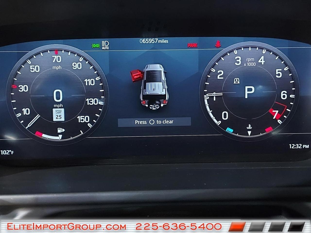 Land Rover Defender 110 X-Dynamic SE AWD 2022