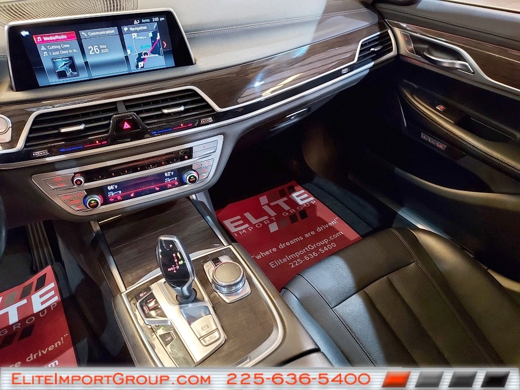 BMW 7 Series 740i Sedan 2018 BMW 7 Series 740i Sedan 2018