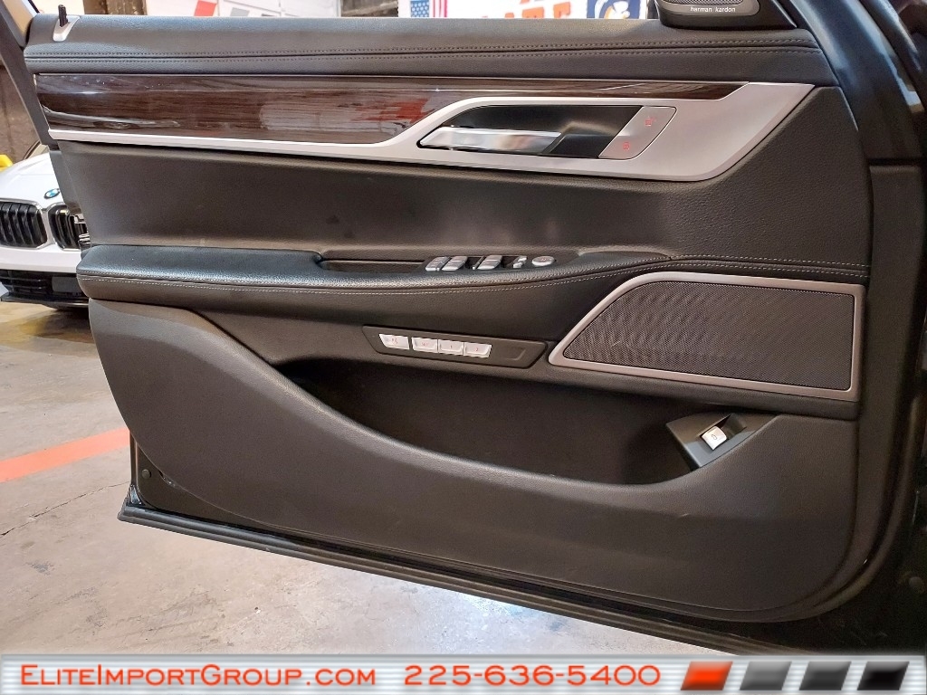 BMW 7 Series 740i Sedan 2018 BMW 7 Series 740i Sedan 2018