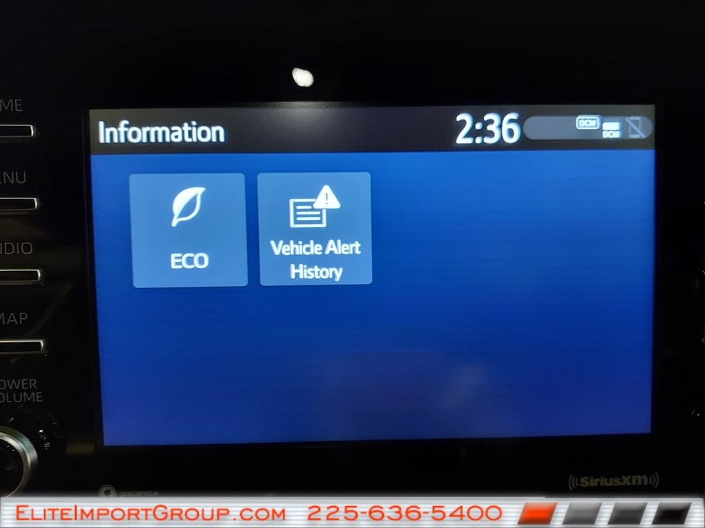 Toyota Camry SE Auto (Natl) 2024