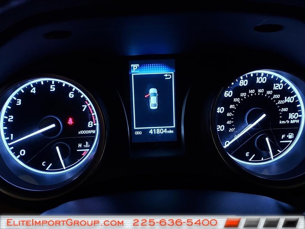 Toyota Camry SE Auto (Natl) 2024