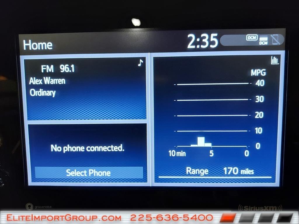 Toyota Camry SE Auto (Natl) 2024