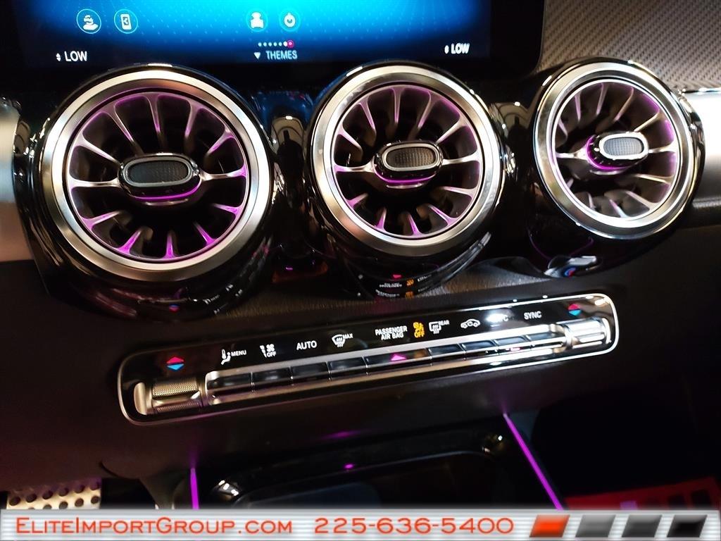 Mercedes-Benz GLB GLB 250 SUV 2022