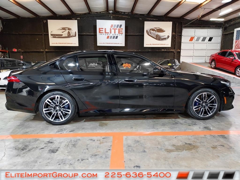 BMW 5 Series 530i xDrive Sedan 2024