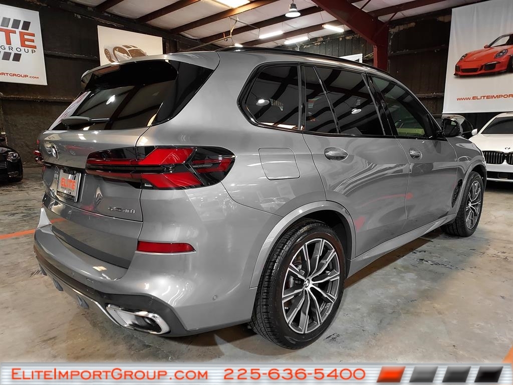BMW X5 sDrive40i Sports Activity Vehicle 2025