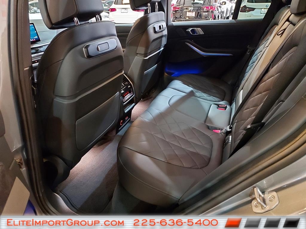 BMW X5 sDrive40i Sports Activity Vehicle 2025