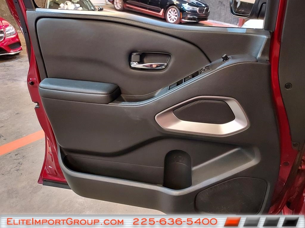 Nissan Frontier Crew Cab 4x4 SV Auto 2022