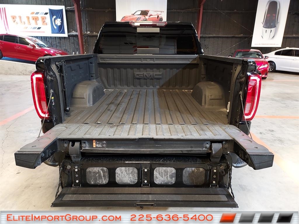 GMC Sierra 1500 4WD Crew Cab 147" SLT 2020 GMC Sierra 1500 4WD Crew Cab 147" SLT 2020