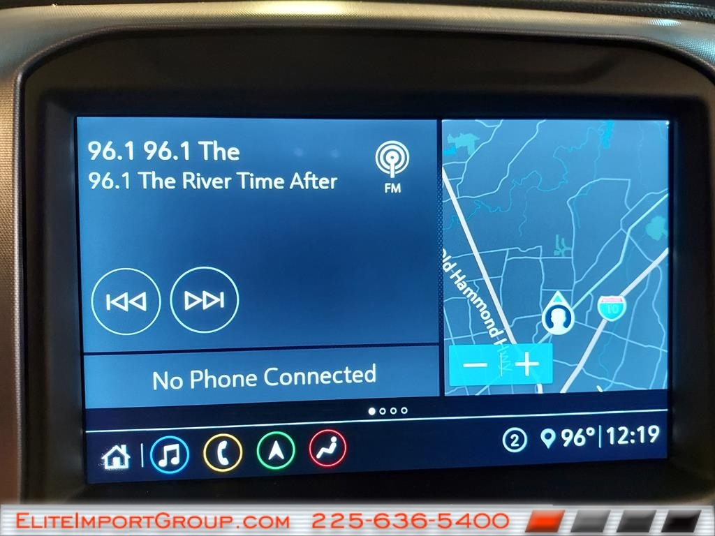 GMC Sierra 1500 4WD Crew Cab 147" SLT 2020 GMC Sierra 1500 4WD Crew Cab 147" SLT 2020