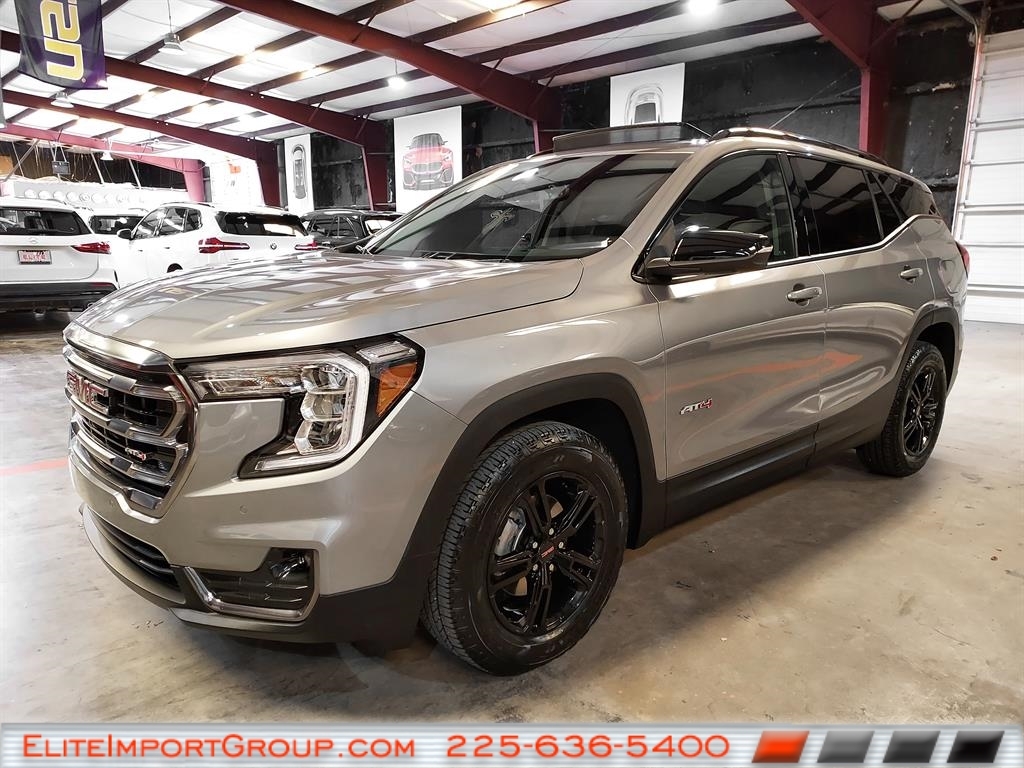 2024 GMC Terrain AT4's photo