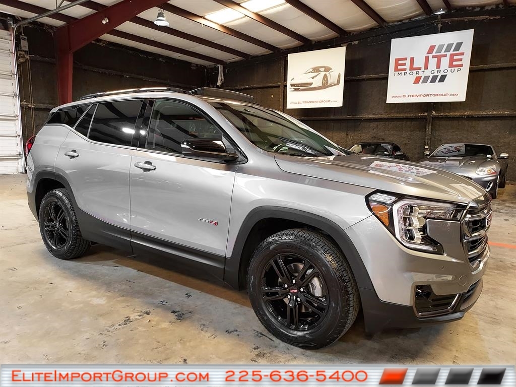 GMC Terrain AWD 4dr AT4 2024