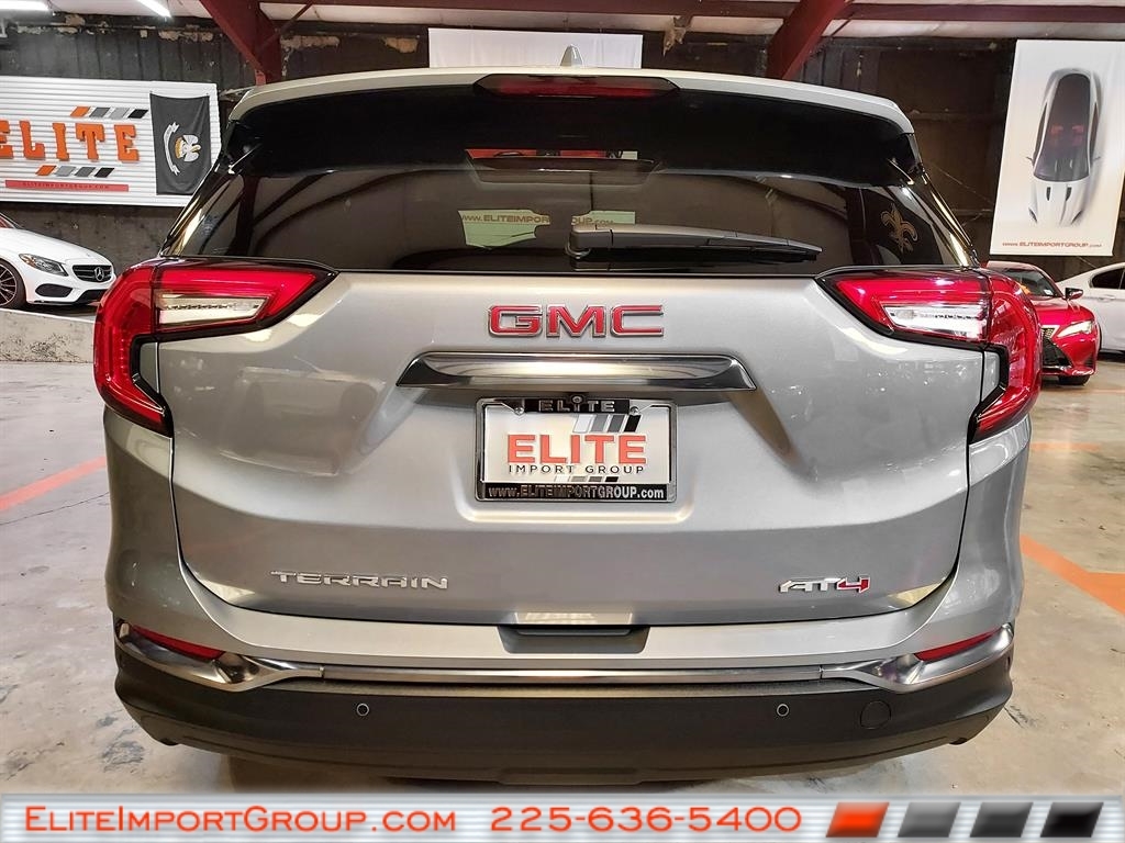 GMC Terrain AWD 4dr AT4 2024