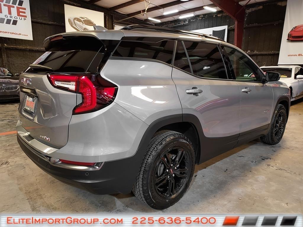 GMC Terrain AWD 4dr AT4 2024