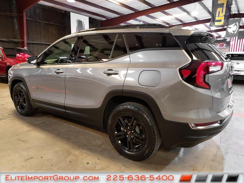 GMC Terrain AWD 4dr AT4 2024