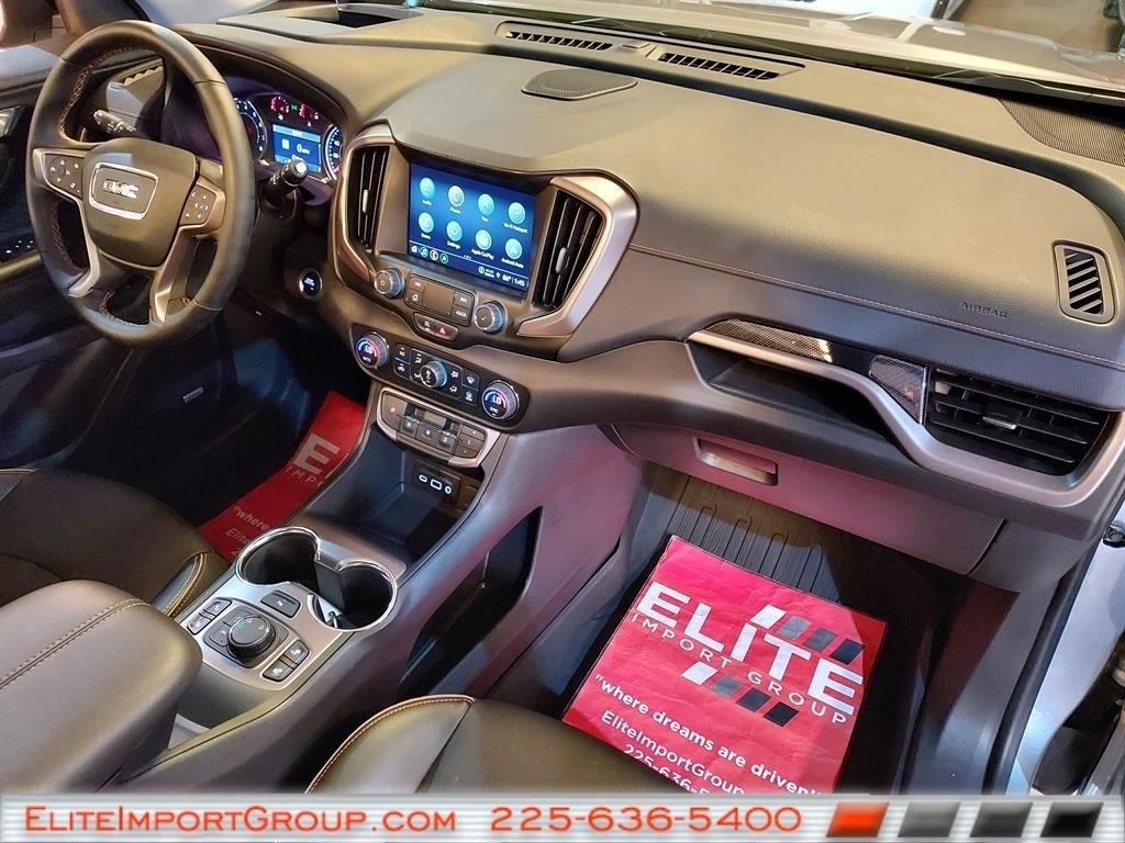 GMC Terrain AWD 4dr AT4 2024