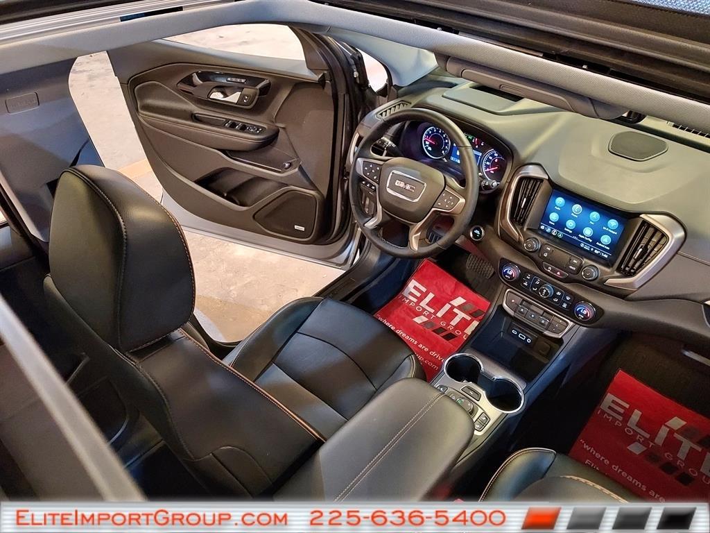 GMC Terrain AWD 4dr AT4 2024