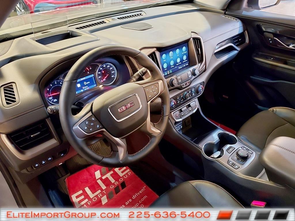 GMC Terrain AWD 4dr AT4 2024