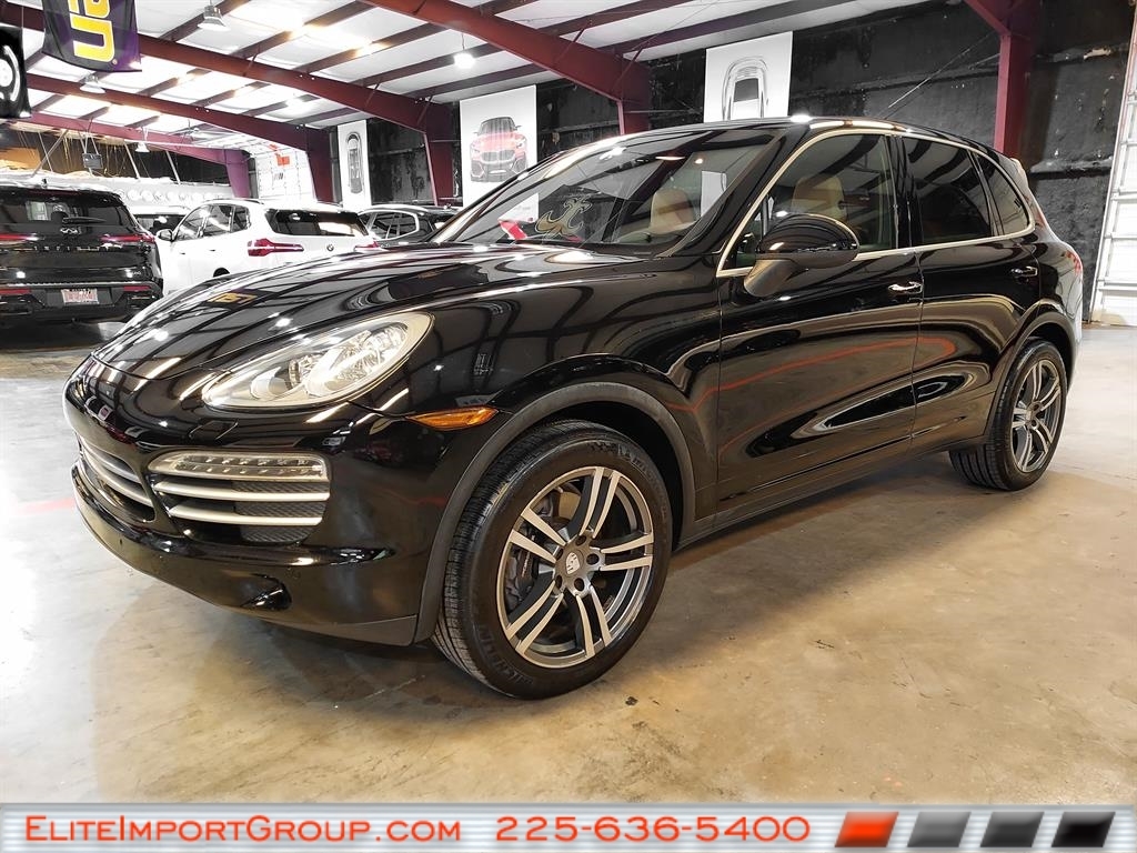 2014 Porsche Cayenne Platinum Edition