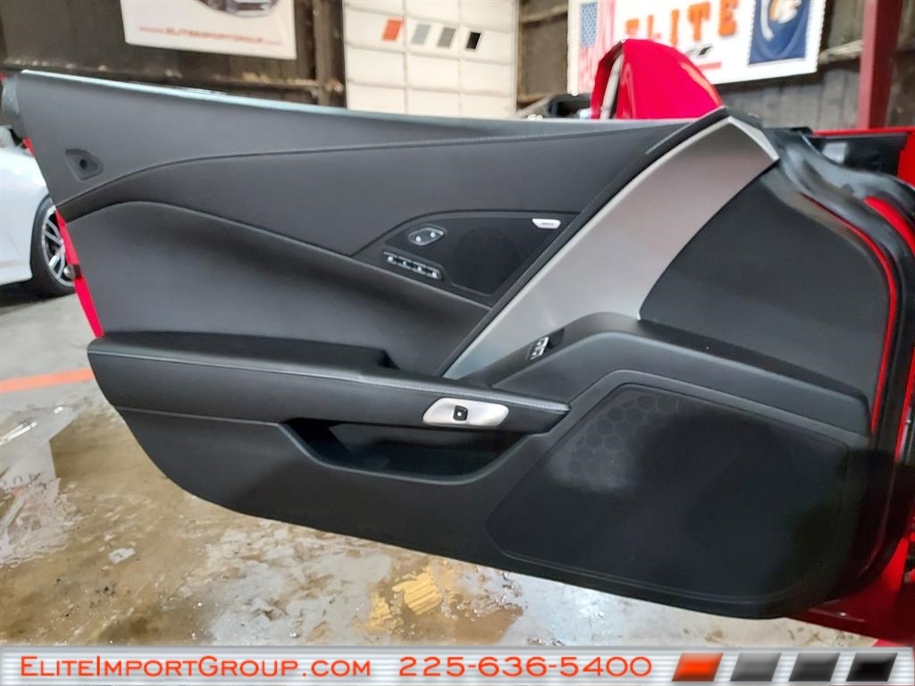 Chevrolet Corvette 2dr Stingray Conv w/2LT 2015 Chevrolet Corvette 2dr Stingray Conv w/2LT 2015