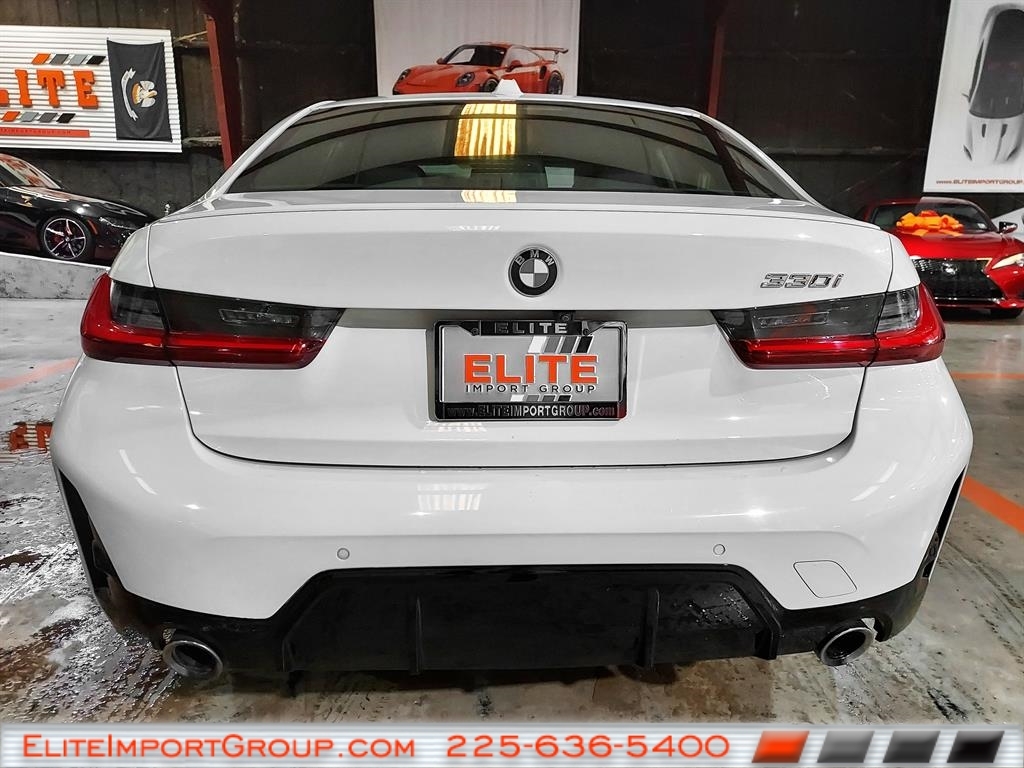 BMW 3 Series 330i Sedan 2023