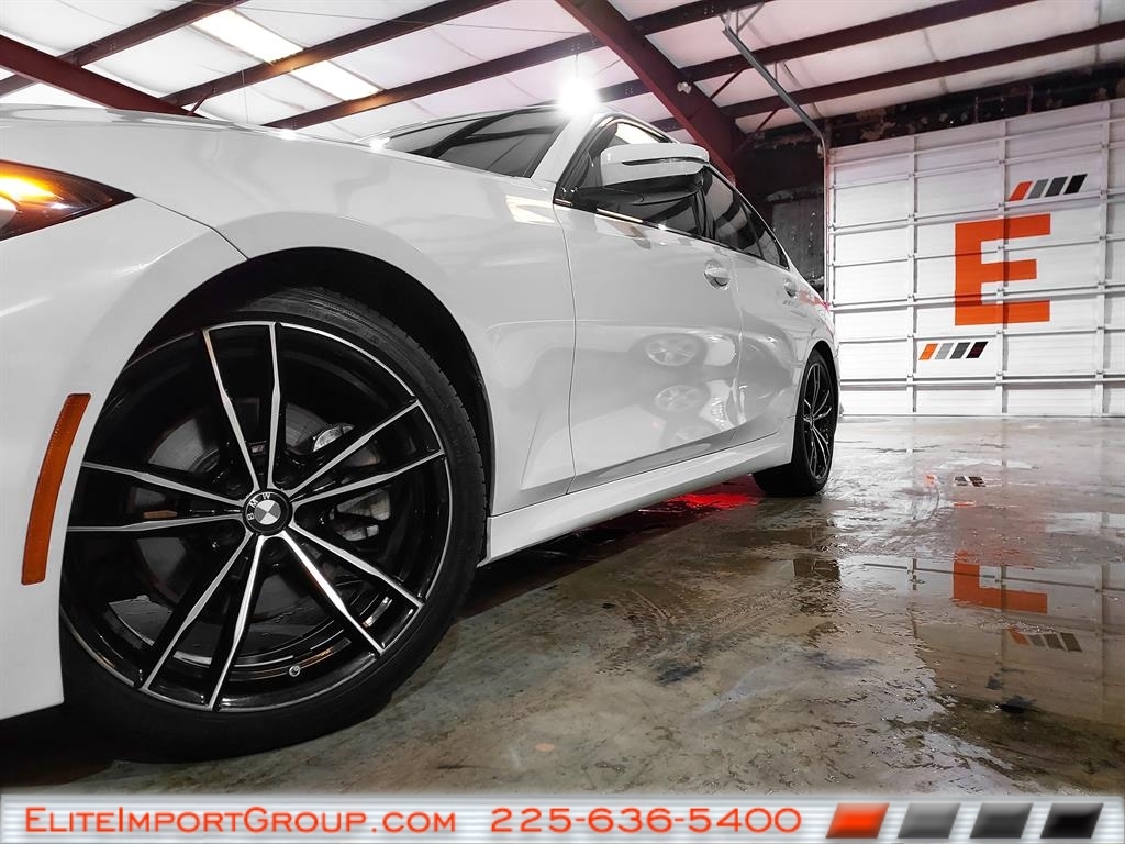 BMW 3 Series 330i Sedan 2023