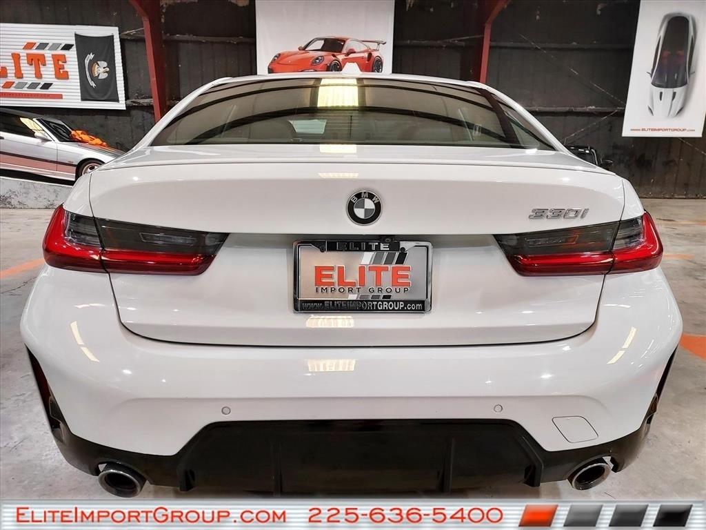 BMW 3 Series 330i Sedan 2023