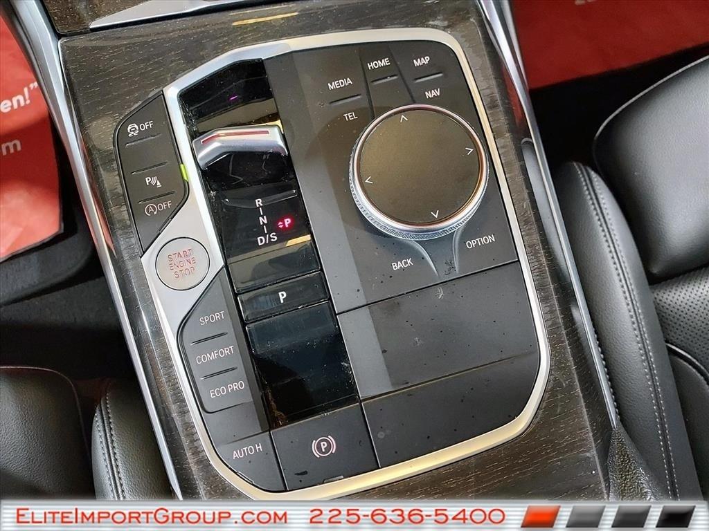 BMW 3 Series 330i Sedan 2023