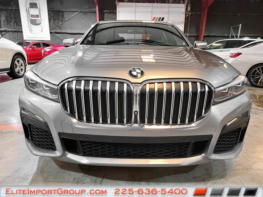 BMW 7 Series 740i Sedan 2020