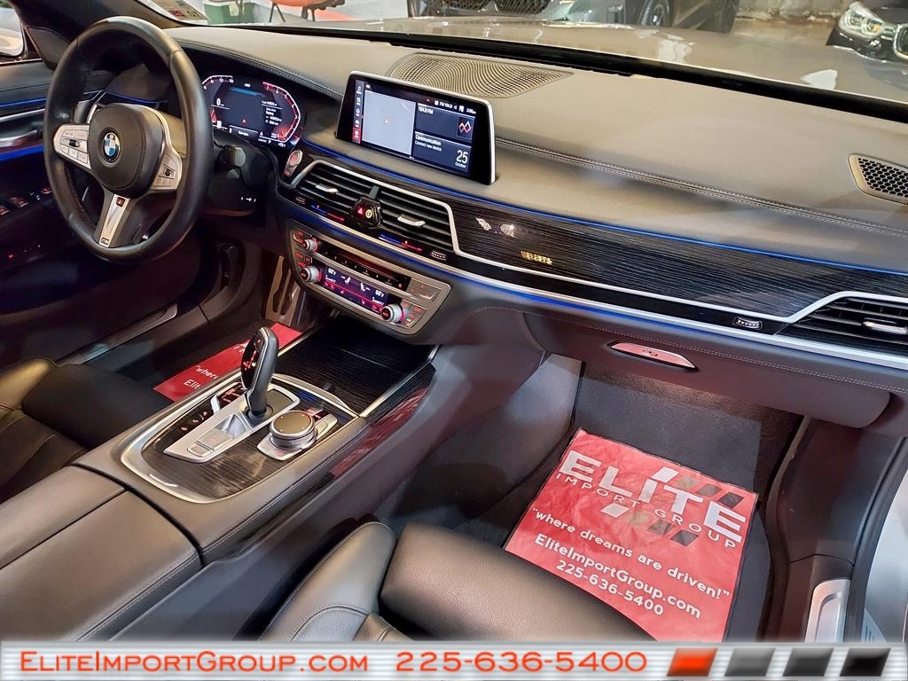 BMW 7 Series 740i Sedan 2020