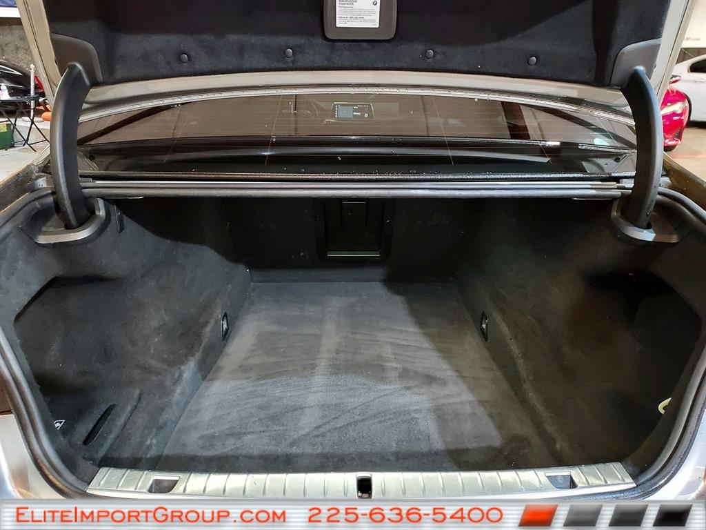 BMW 7 Series 740i Sedan 2020