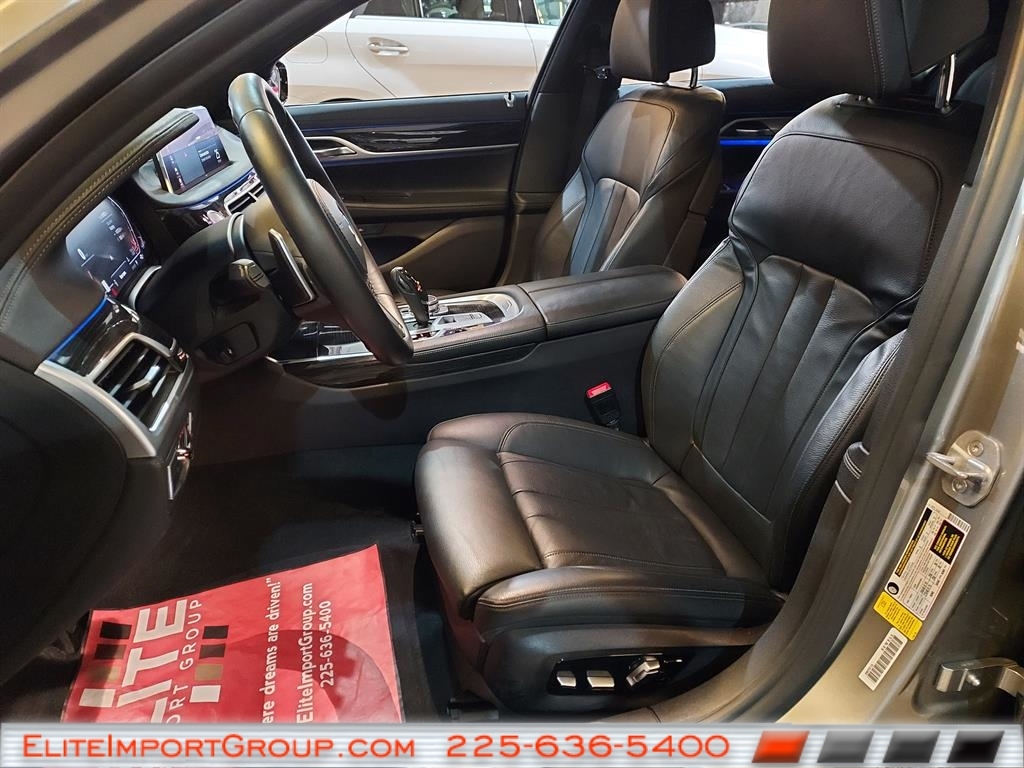 BMW 7 Series 740i Sedan 2020