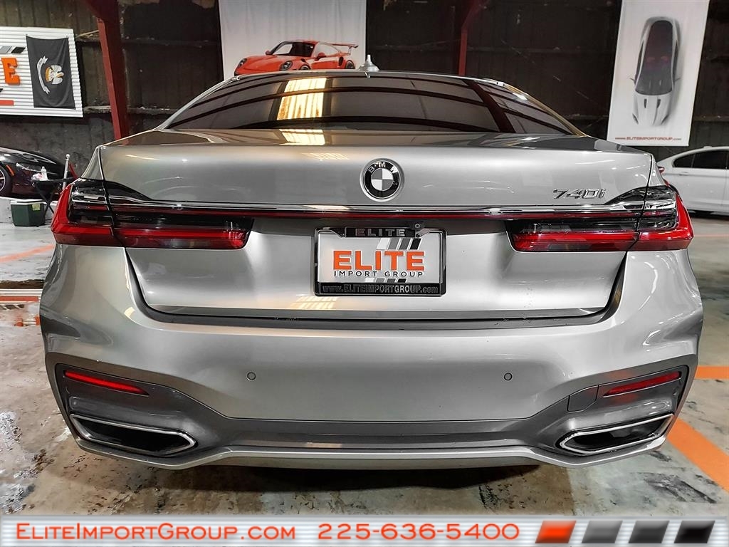 BMW 7 Series 740i Sedan 2020