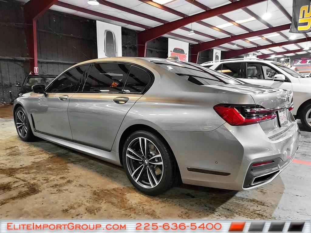 BMW 7 Series 740i Sedan 2020