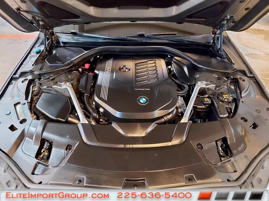 BMW 7 Series 740i Sedan 2020