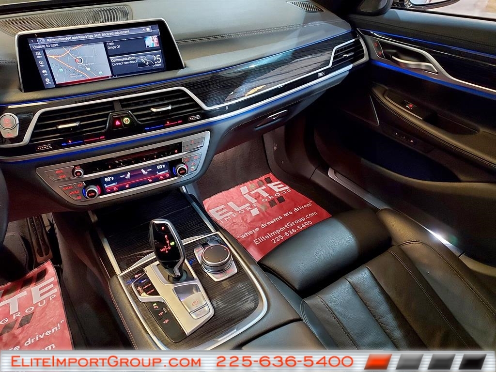 BMW 7 Series 740i Sedan 2020