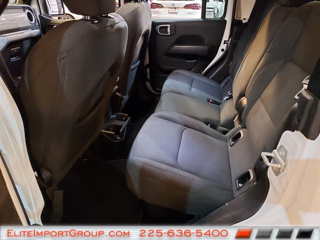 Jeep Gladiator Overland 4x4 *Ltd Avail* 2023