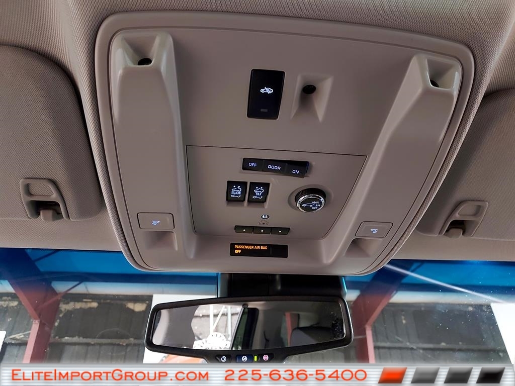 Chevrolet Tahoe 4WD 4dr LT 2019