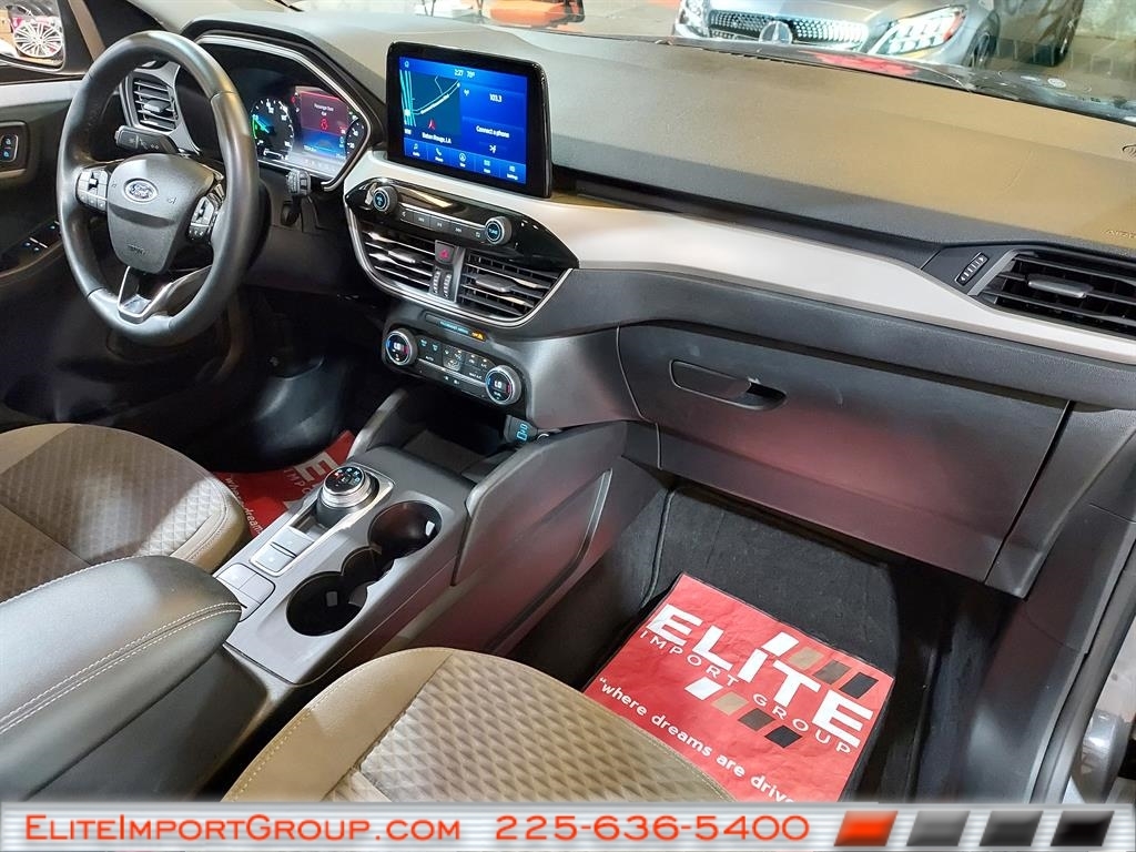 Ford Escape SE Hybrid FWD 2021