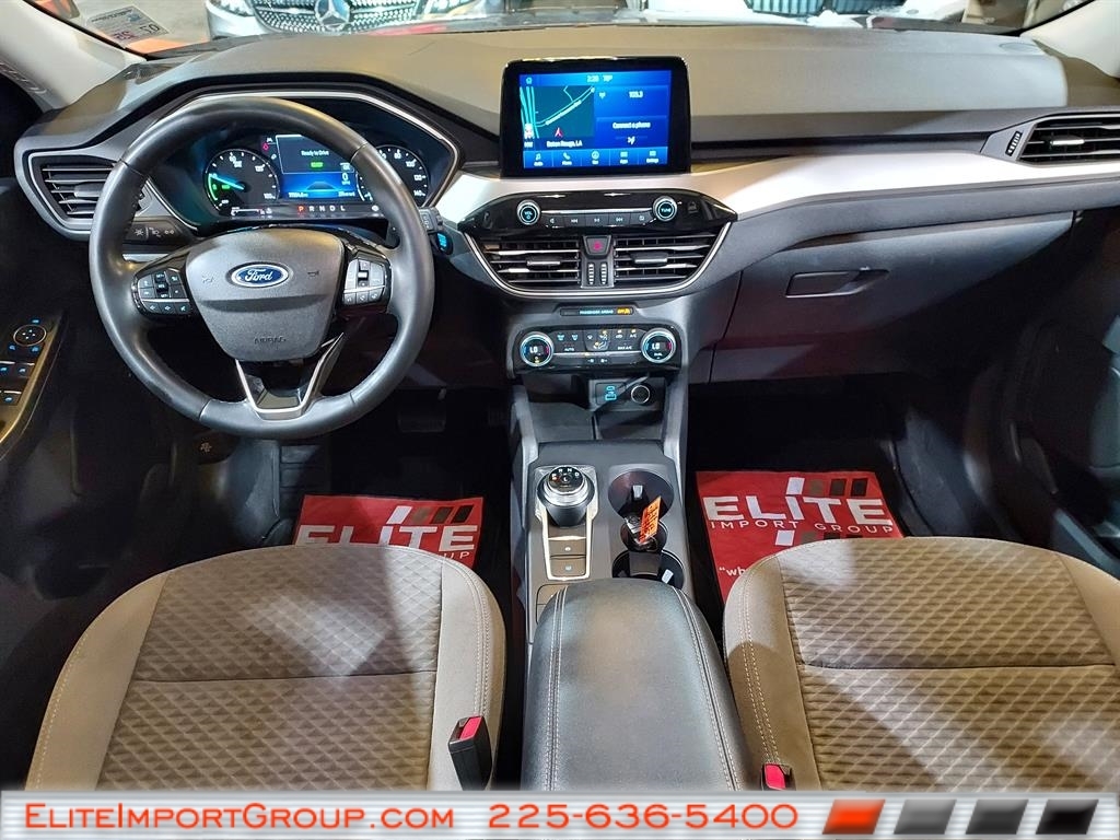 Ford Escape SE Hybrid FWD 2021
