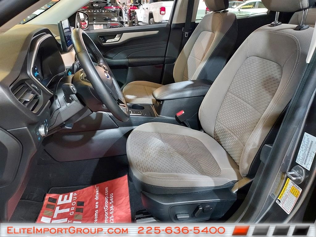 Ford Escape SE Hybrid FWD 2021