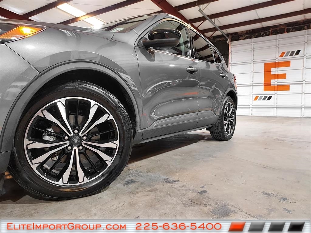 Ford Escape SE Hybrid FWD 2021