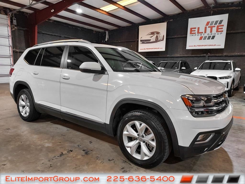 2018 Volkswagen Atlas SEL photo 3