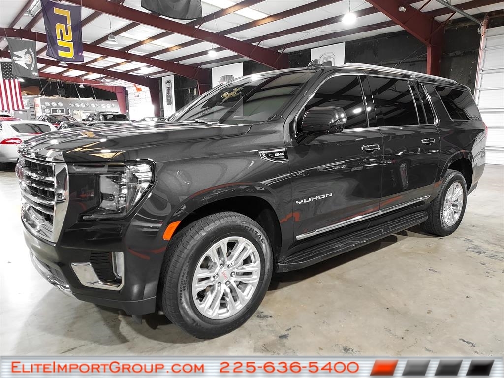2024 GMC Yukon XL SLT's photo