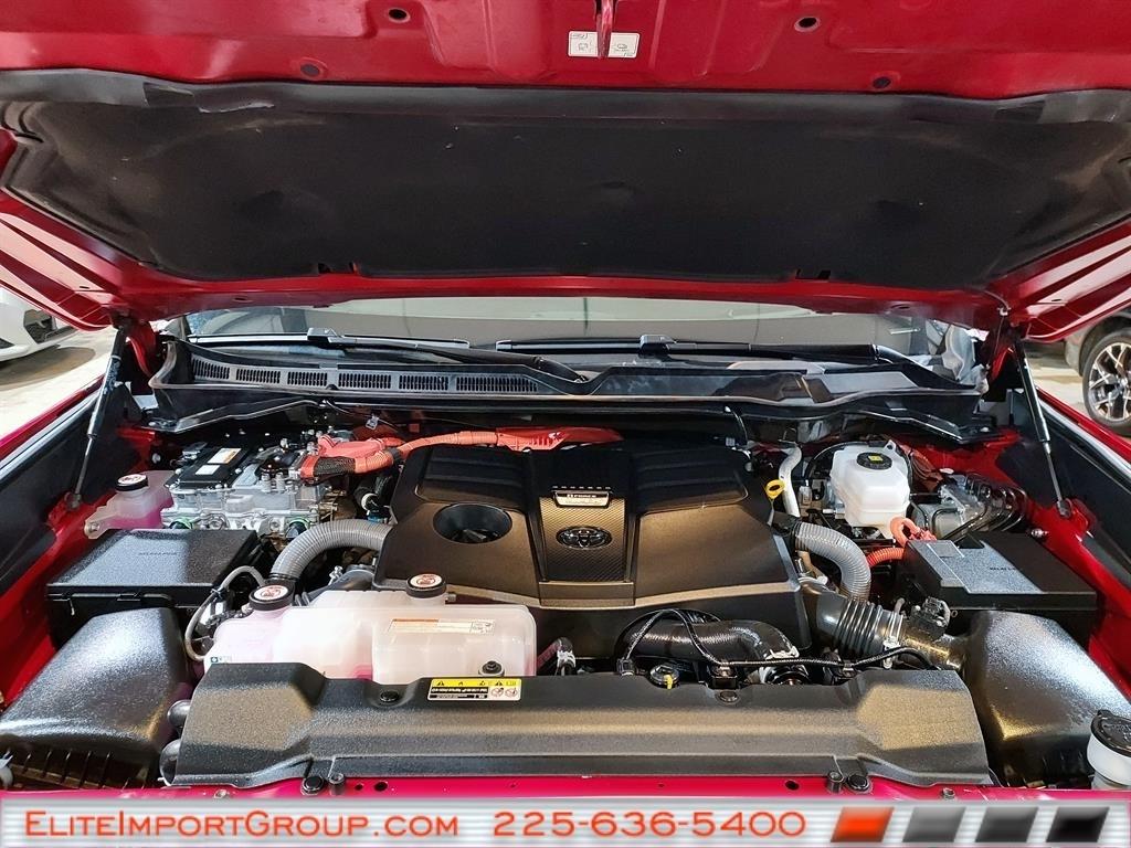 Toyota Tundra 4WD Capstone Hybrid CrewMax 5.5' Bed (Natl) 2023