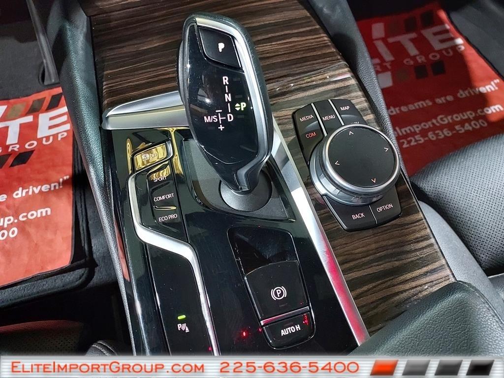 BMW 5 Series 530i Sedan 2022