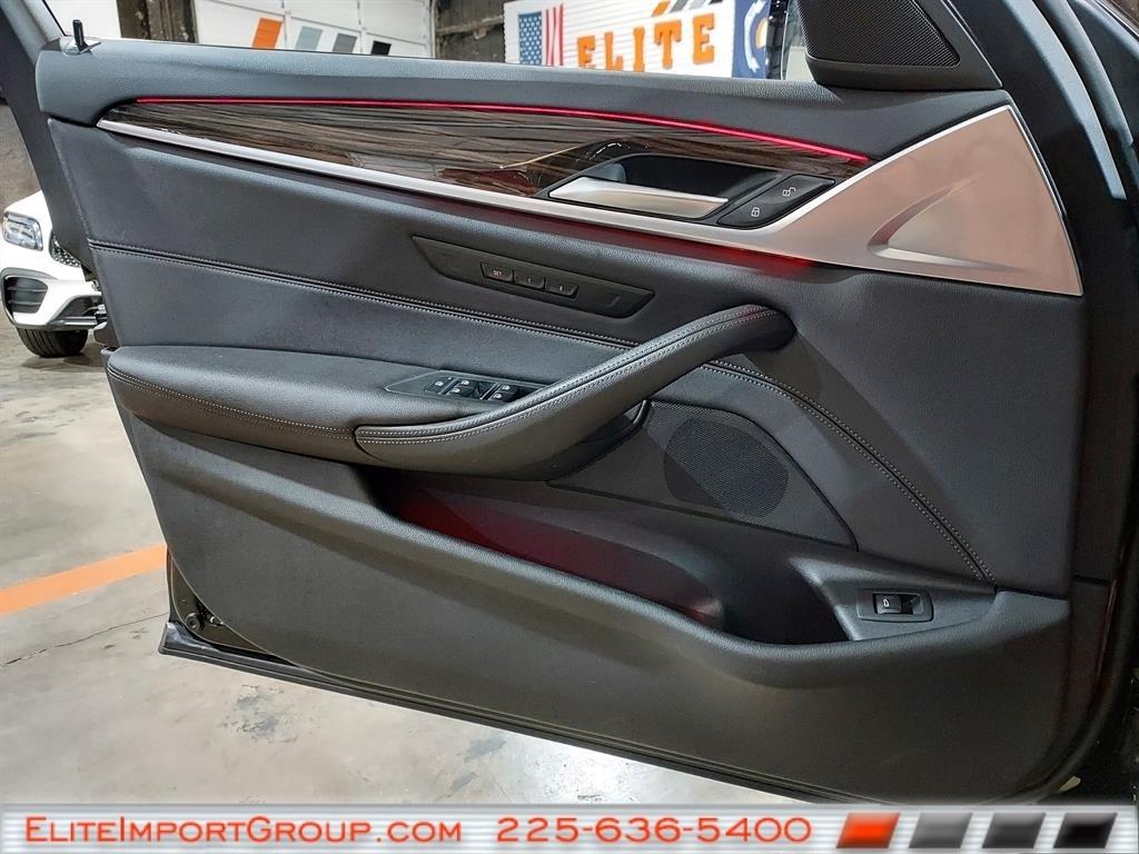 BMW 5 Series 530i Sedan 2022