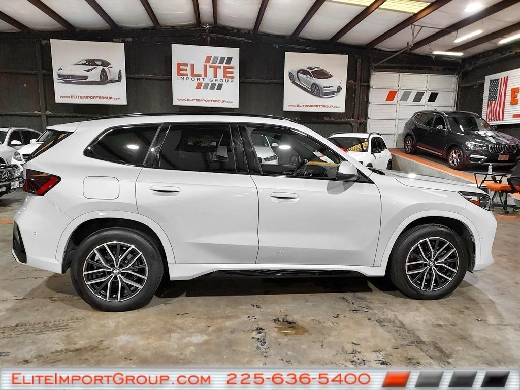 BMW X1 xDrive28i Sports Activity Vehicle 2025