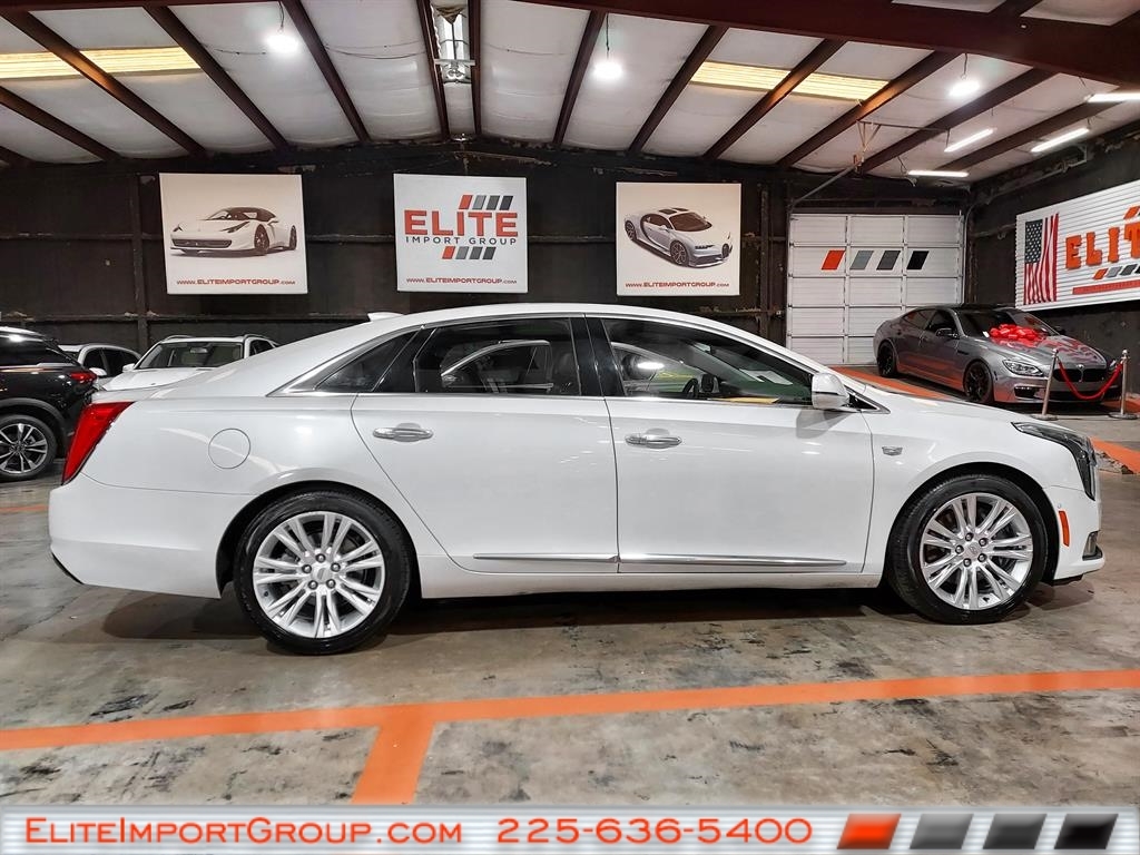 Cadillac XTS 4dr Sdn Luxury FWD 2019