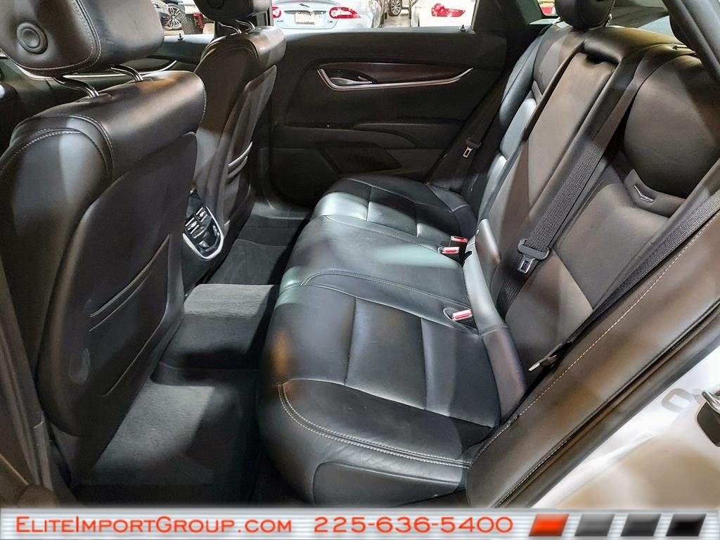 Cadillac XTS 4dr Sdn Luxury FWD 2019