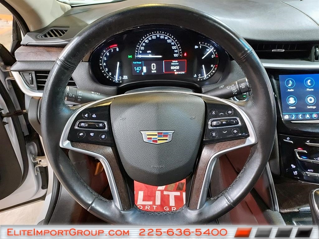 Cadillac XTS 4dr Sdn Luxury FWD 2019